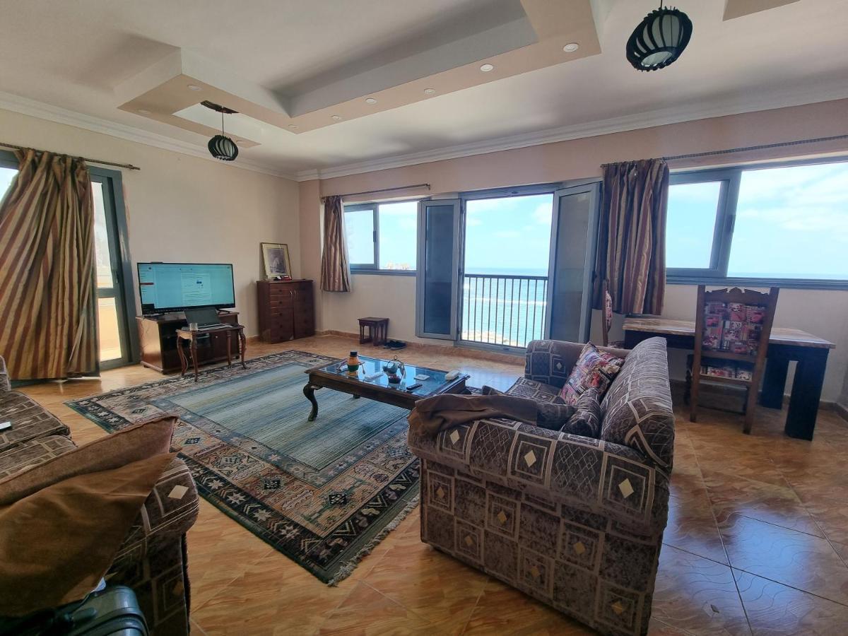 Panoramic Sea View Zamzm Flat Miami Family شقة فندقية زمزم بانورما بشاطئ ميامي - الاسكندرية صف اول مباشر علي بحر - عائلات فقط Alexandrie Extérieur photo