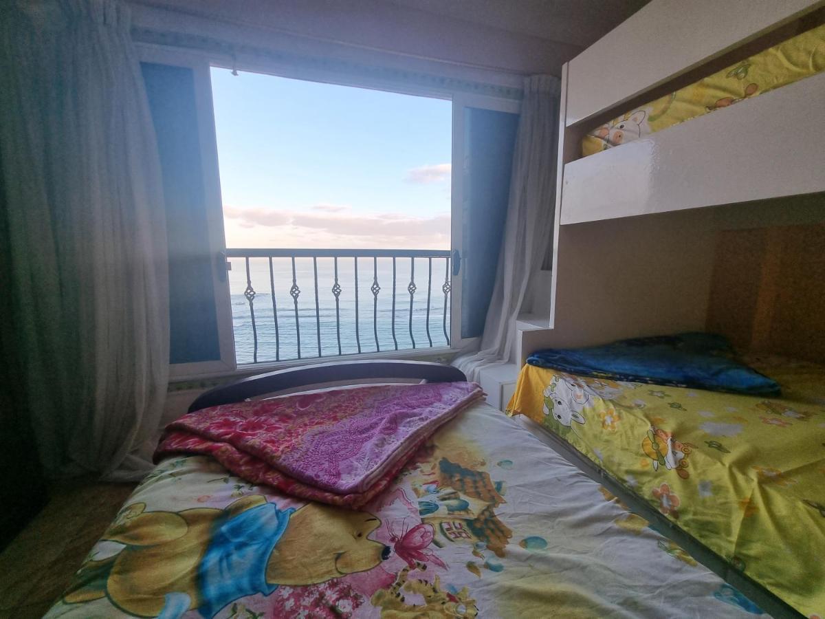 Panoramic Sea View Zamzm Flat Miami Family شقة فندقية زمزم بانورما بشاطئ ميامي - الاسكندرية صف اول مباشر علي بحر - عائلات فقط Alexandrie Extérieur photo