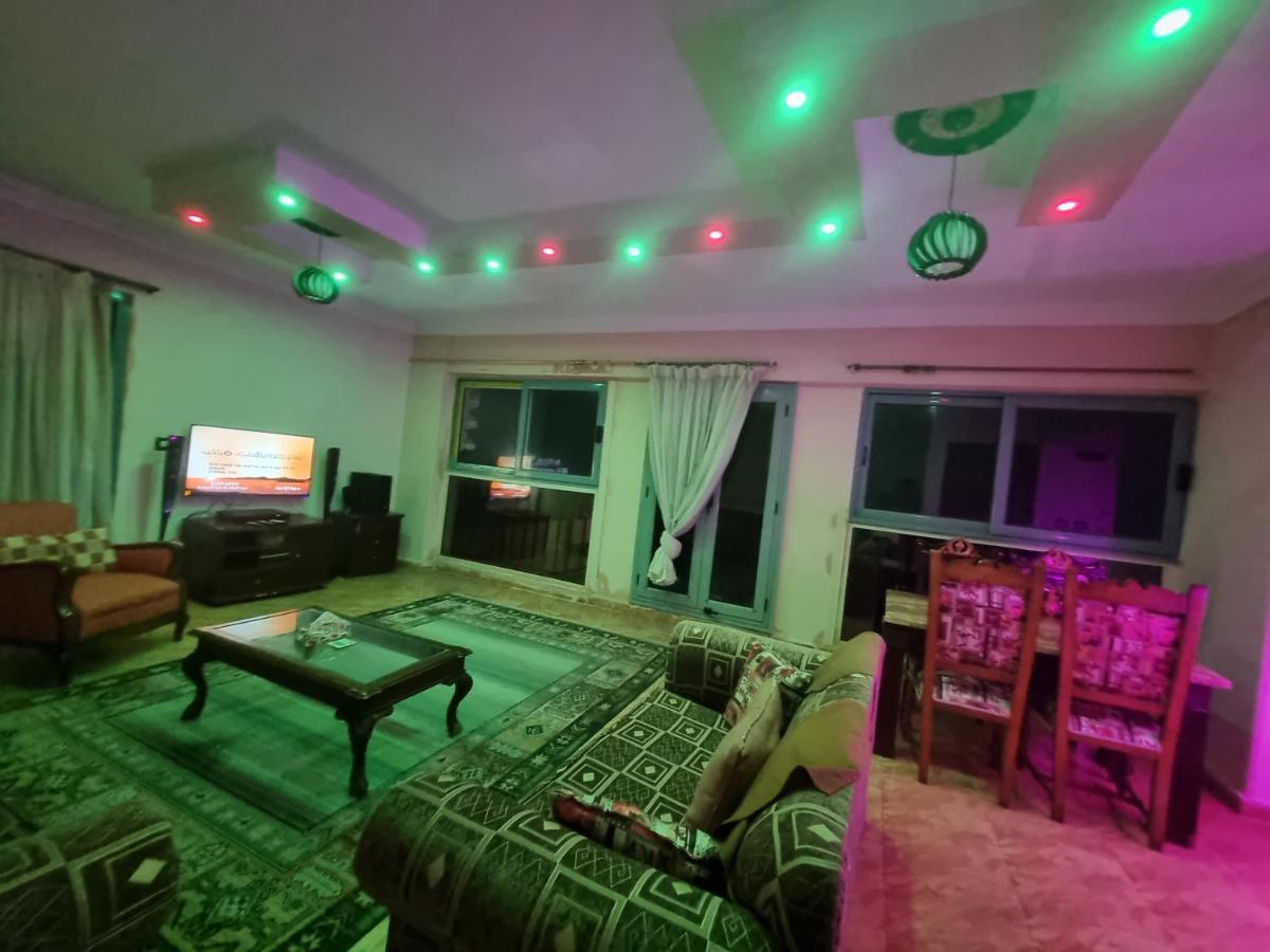 Panoramic Sea View Zamzm Flat Miami Family شقة فندقية زمزم بانورما بشاطئ ميامي - الاسكندرية صف اول مباشر علي بحر - عائلات فقط Alexandrie Extérieur photo