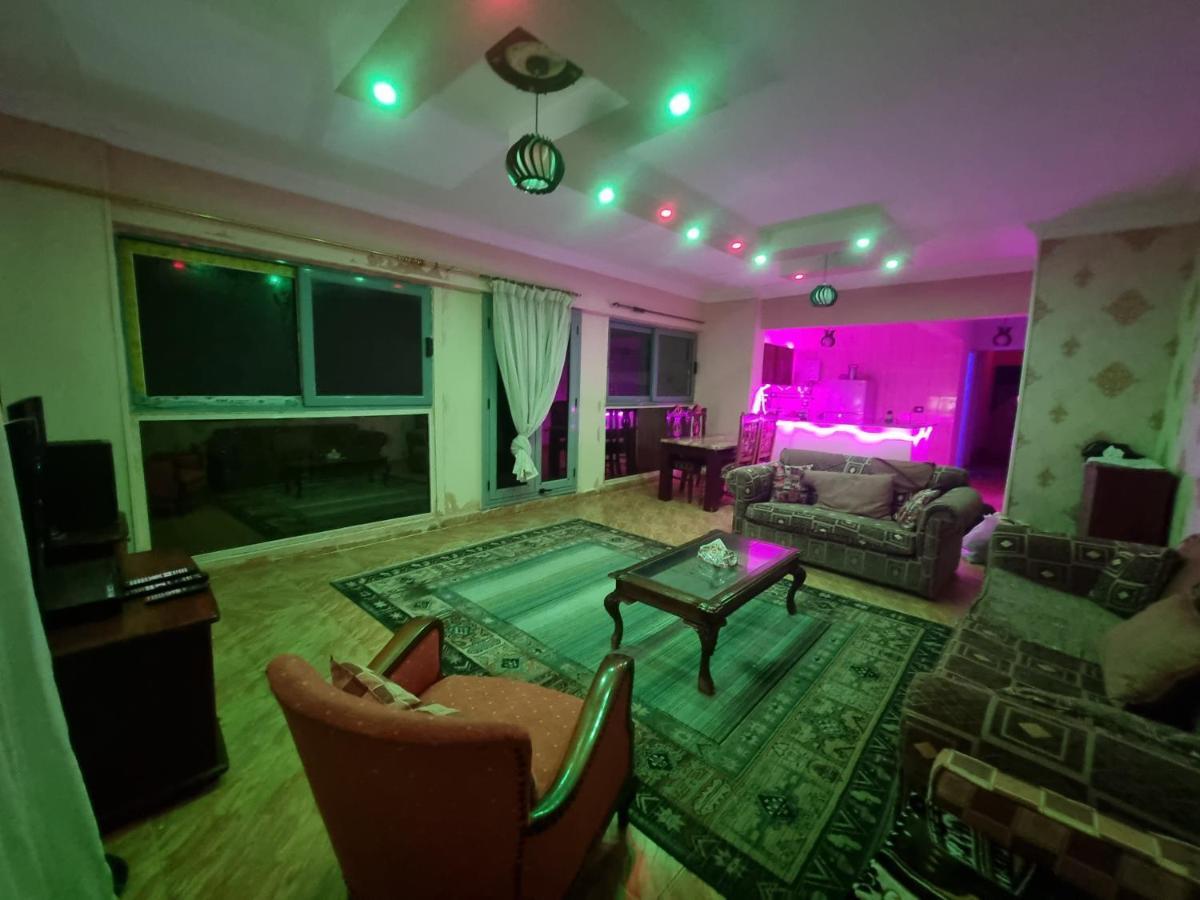 Panoramic Sea View Zamzm Flat Miami Family شقة فندقية زمزم بانورما بشاطئ ميامي - الاسكندرية صف اول مباشر علي بحر - عائلات فقط Alexandrie Extérieur photo
