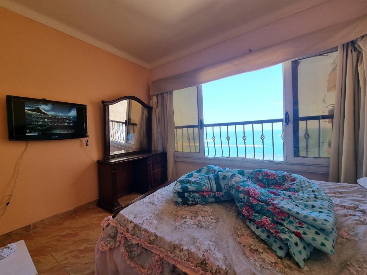 Panoramic Sea View Zamzm Flat Miami Family شقة فندقية زمزم بانورما بشاطئ ميامي - الاسكندرية صف اول مباشر علي بحر - عائلات فقط Alexandrie Extérieur photo