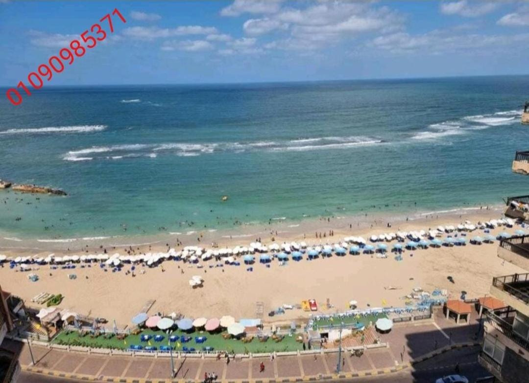 Panoramic Sea View Zamzm Flat Miami Family شقة فندقية زمزم بانورما بشاطئ ميامي - الاسكندرية صف اول مباشر علي بحر - عائلات فقط Alexandrie Extérieur photo